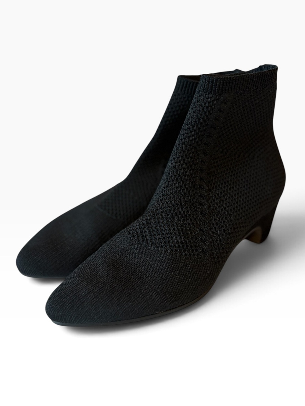 Eileen Fisher Black Knit Sock Ankle Boots Women’s Size 6 Block Heel Pull On